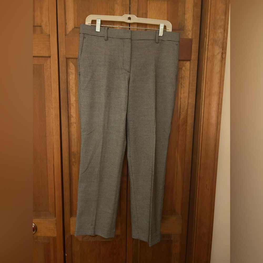 Ann Taylor Women's Preppy Classic Curvy Fit Black White & Houndstooth Pants